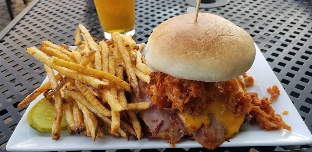 American Grille | restaurant | 7901 Seneca St, East Aurora, NY 14052, USA | 7166559757 OR +1 716-655-9757