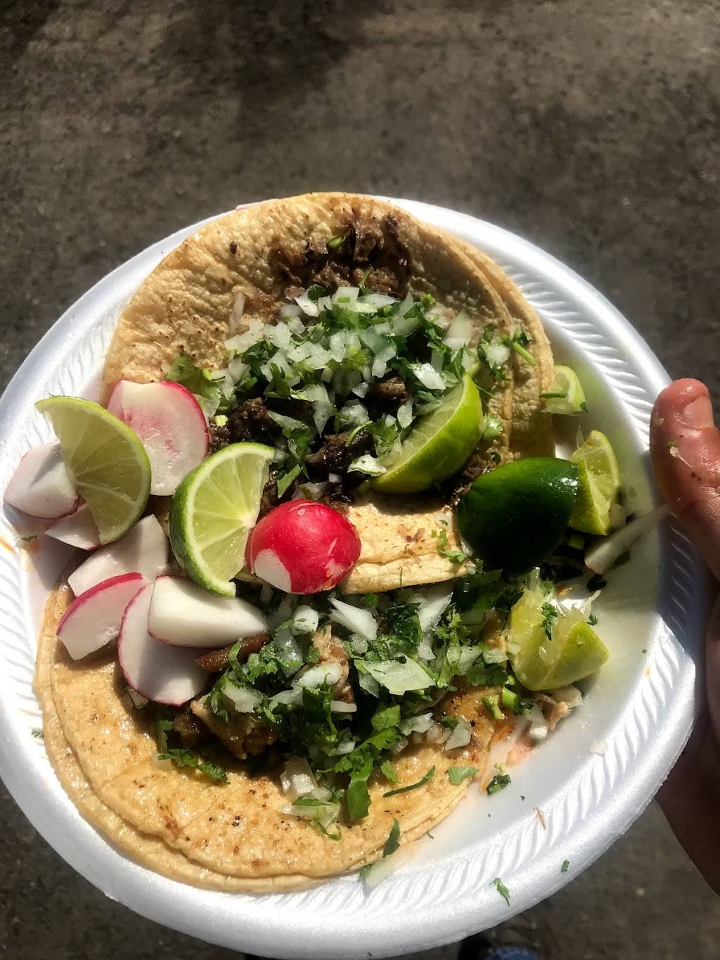 Primos Tacos | restaurant | 7641 Dix St, Detroit, MI 48209, USA | 3137291047 OR +1 313-729-1047