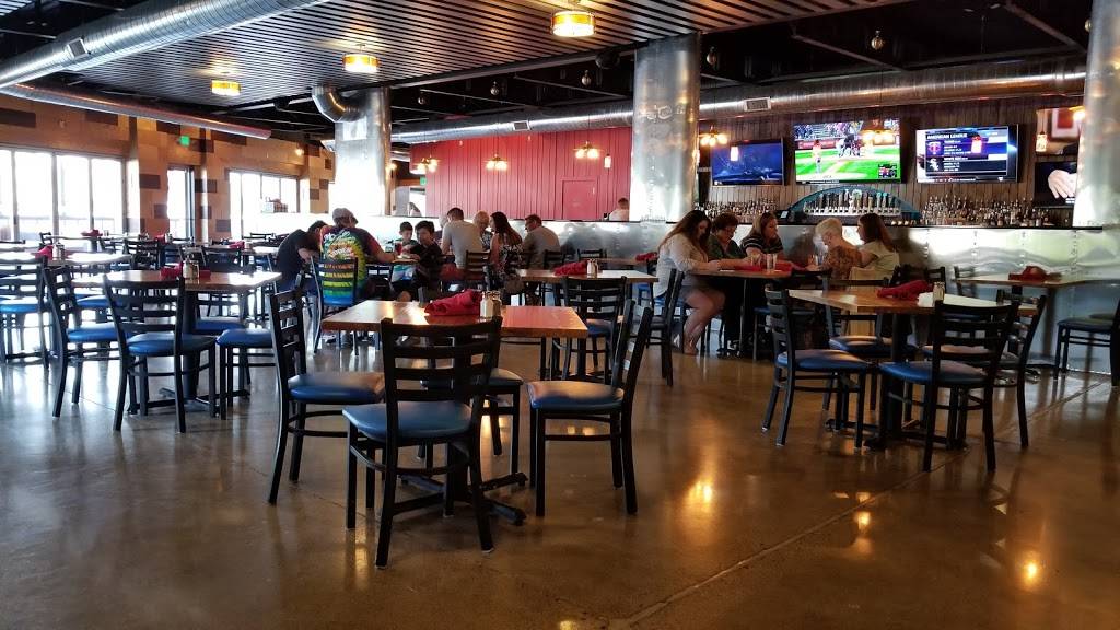 Lucky Rooster Kitchen & Cocktails | restaurant | 1299 E Columbia Ave, Battle Creek, MI 49014, USA | 2692242000 OR +1 269-224-2000