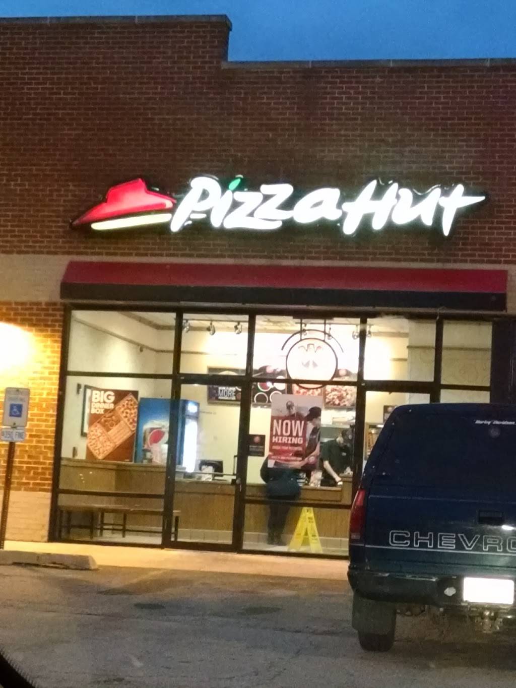 Pizza Hut | restaurant | 13223 S Cicero Ave, Crestwood, IL 60445, USA | 7083889798 OR +1 708-388-9798