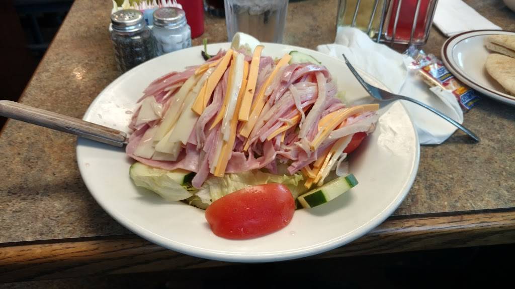 Nu New York Deli | restaurant | 2421 E 14 Mile Rd, Sterling Heights, MI 48310, USA | 5868269330 OR +1 586-826-9330