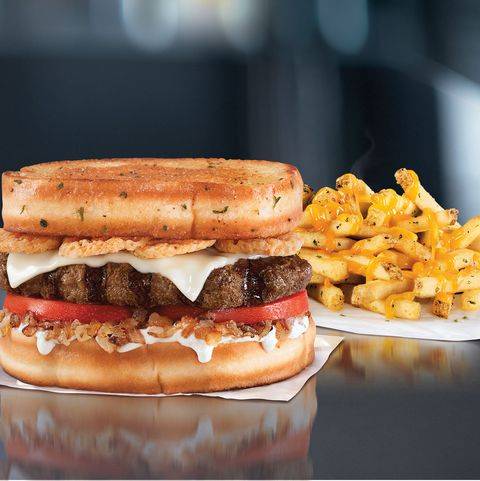 Hardees | restaurant | 528 S State St, Jerseyville, IL 62052, USA | 6184983412 OR +1 618-498-3412