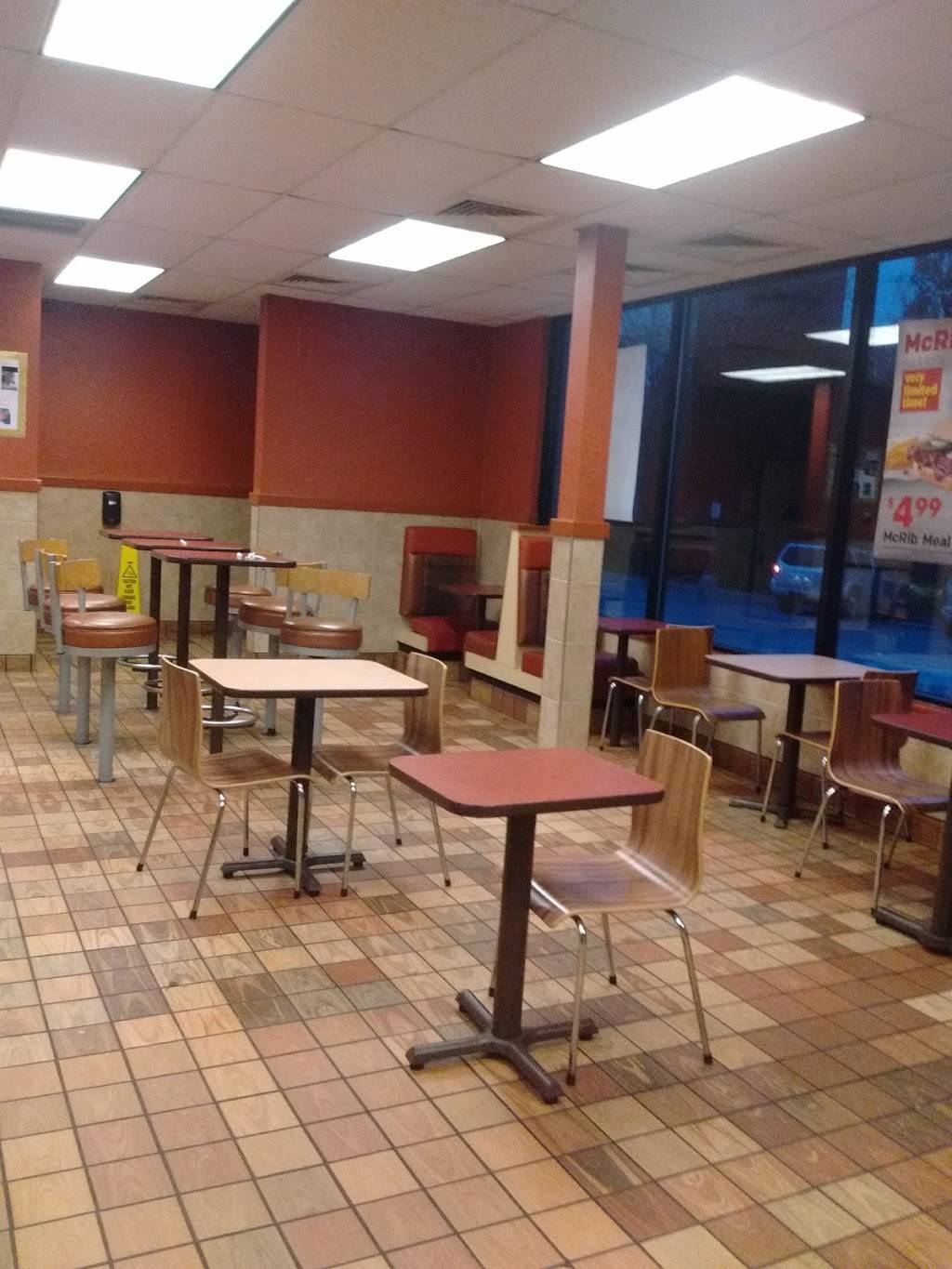 McDonalds | cafe | 840 Patterson St, Madisonville, TN 37354, USA | 4234421812 OR +1 423-442-1812