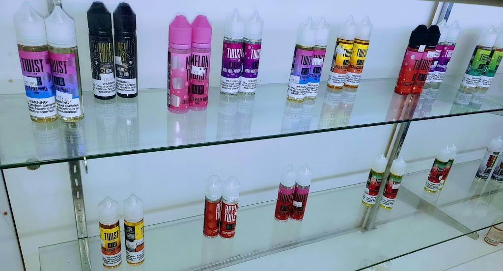 Valleyfornia Convenient Store | meal takeaway | 7834 Balboa Blvd, Van Nuys, CA 91406, USA | 8188212071 OR +1 818-821-2071