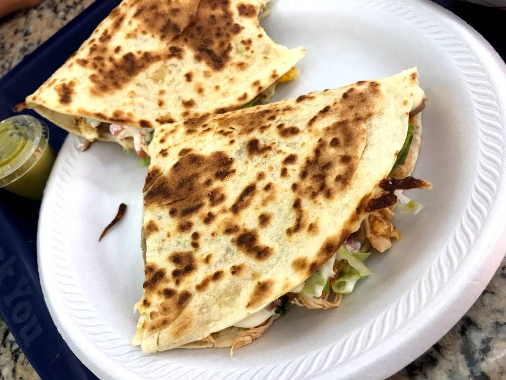 Fish Taco | restaurant | 3831 W Vine St, Kissimmee, FL 34741, USA | 4073928226 OR +1 407-392-8226