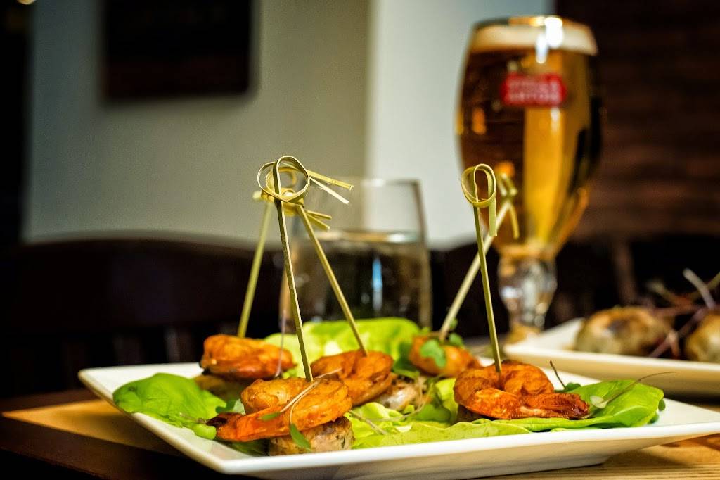 Le Cerbère Resto-pub | restaurant | 313 Rue Saint Georges, Saint-Jérôme, QC J7Z 5A8, Canada | 4504313333 OR +1 450-431-3333