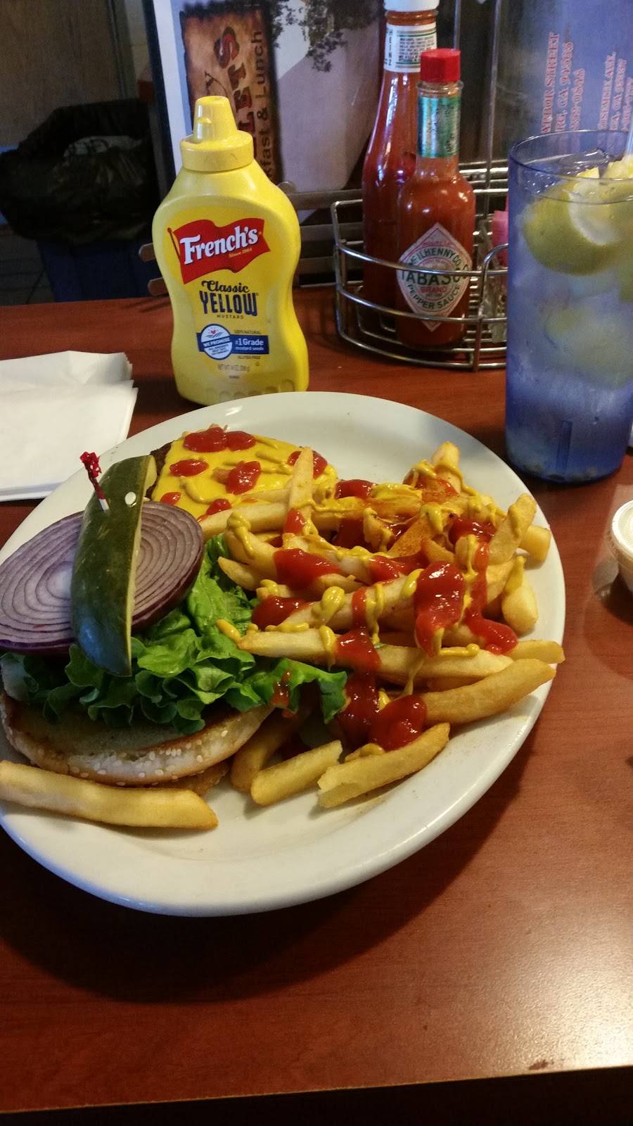 Country Skillets | restaurant | C, 2921 Harbor St, Pittsburg, CA 94565, USA | 9252520848 OR +1 925-252-0848