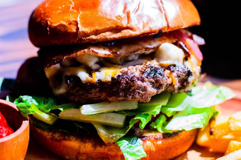 Gs Pizza | restaurant | 4840 Bienville St, New Orleans, LA 70119, USA | 5044836464 OR +1 504-483-6464