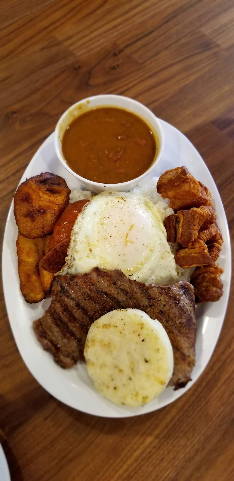 Gustos Latin Food | restaurant | 12239 SW 112th St, Miami, FL 33186, USA | 3056038951 OR +1 305-603-8951