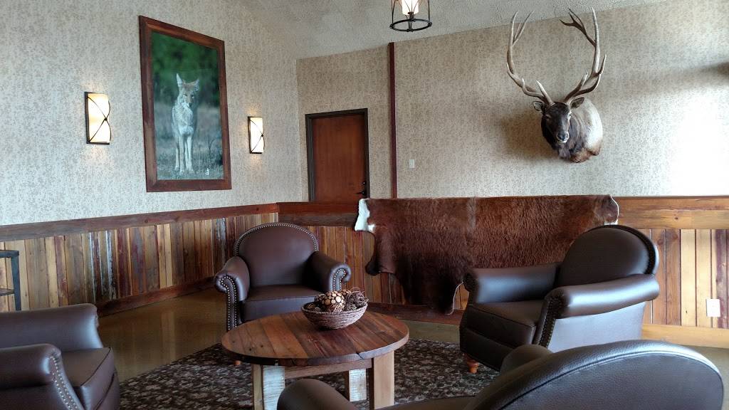 Rack & Helens Social House | restaurant | 4935 Hillegas Rd, Fort Wayne, IN 46818, USA | 2602033154 OR +1 260-203-3154