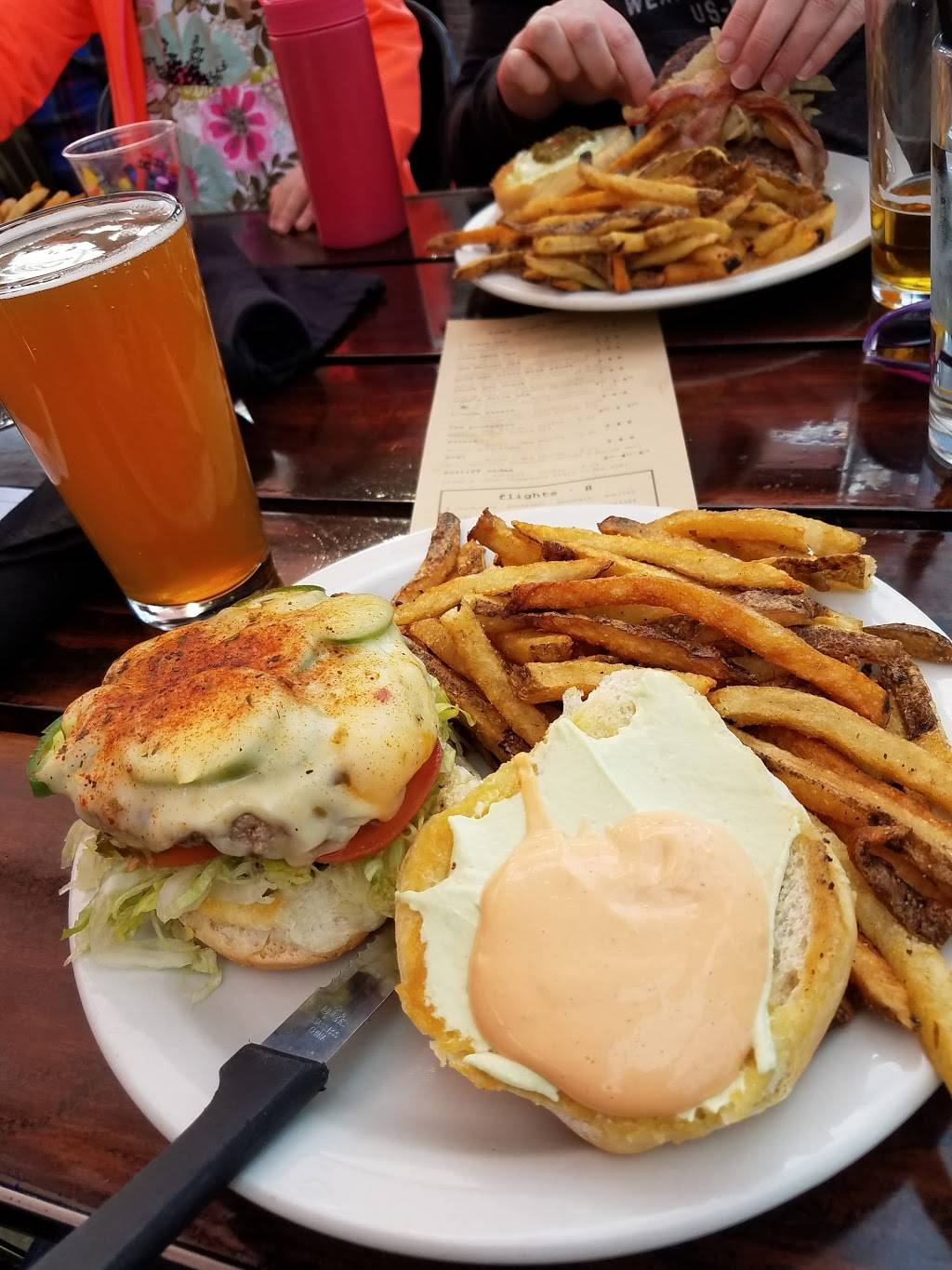 Stella | restaurant | 1006 Melrose Ave, Iowa City, IA 52246, USA | 3198875564 OR +1 319-887-5564