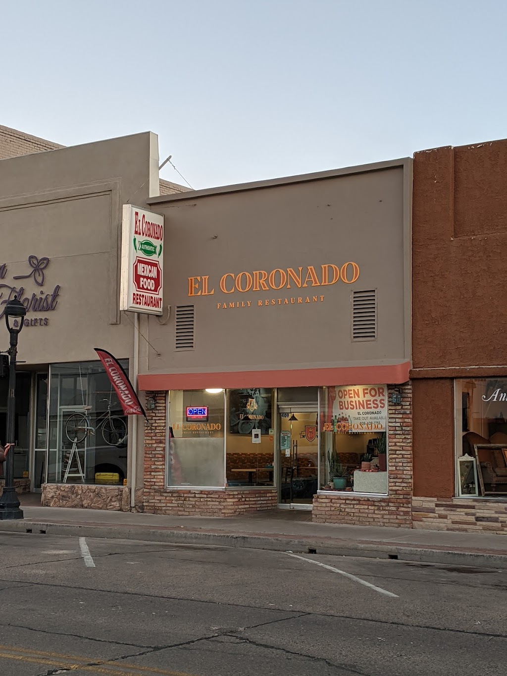 El Coronado Family Restaurant | restaurant | 409 W Main St, Safford, AZ 85546, USA | 9284287755 OR +1 928-428-7755