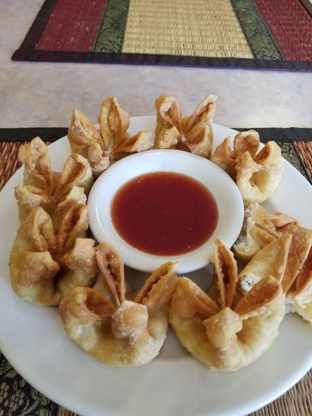 Sunrise Thai Restaurant | restaurant | 27872 John R Rd, Madison Heights, MI 48071, USA | 2485431961 OR +1 248-543-1961