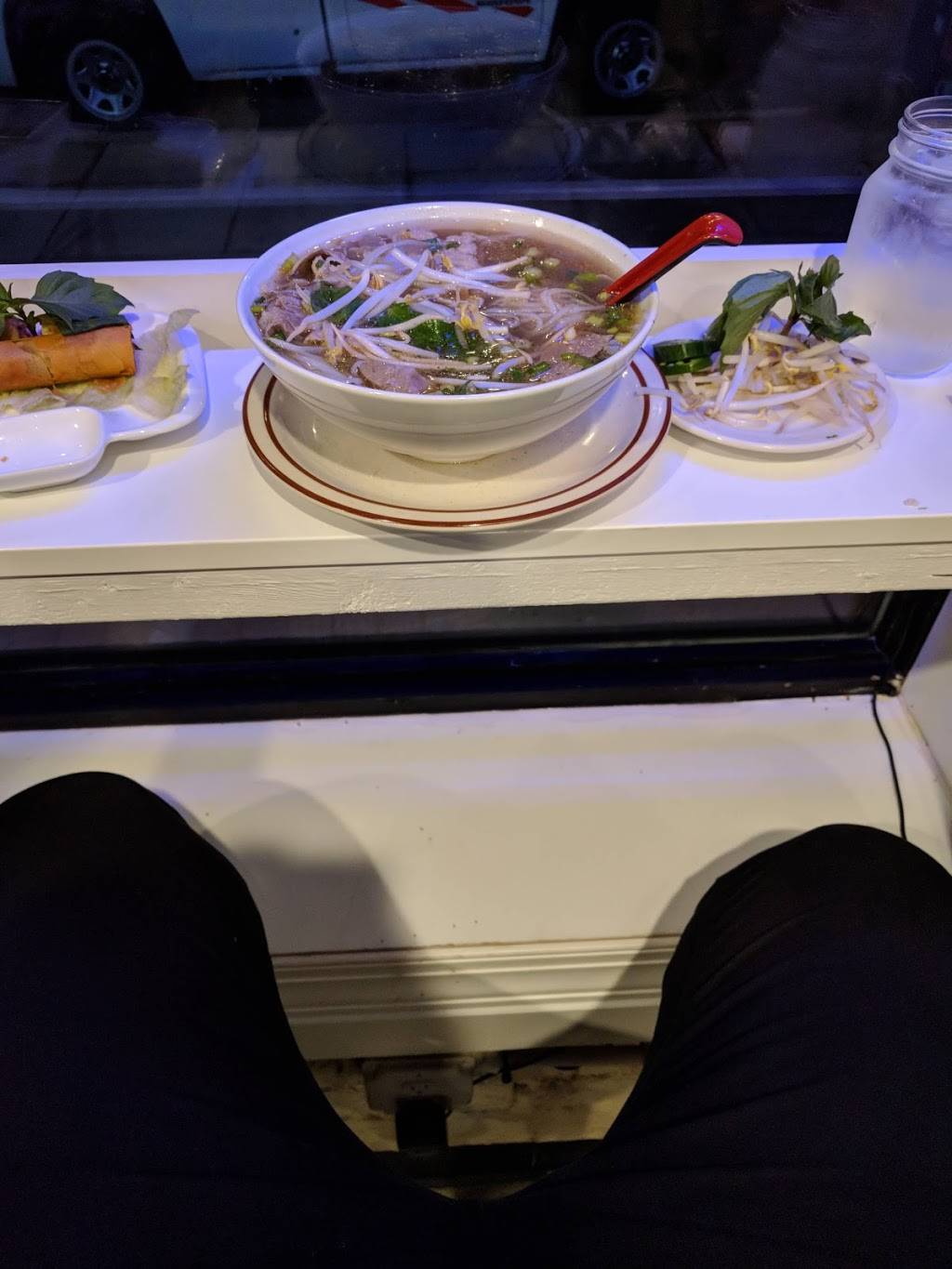 Pho Viet | restaurant | 2628 11th St NW, Washington, DC 20001, USA | 2022324069 OR +1 202-232-4069