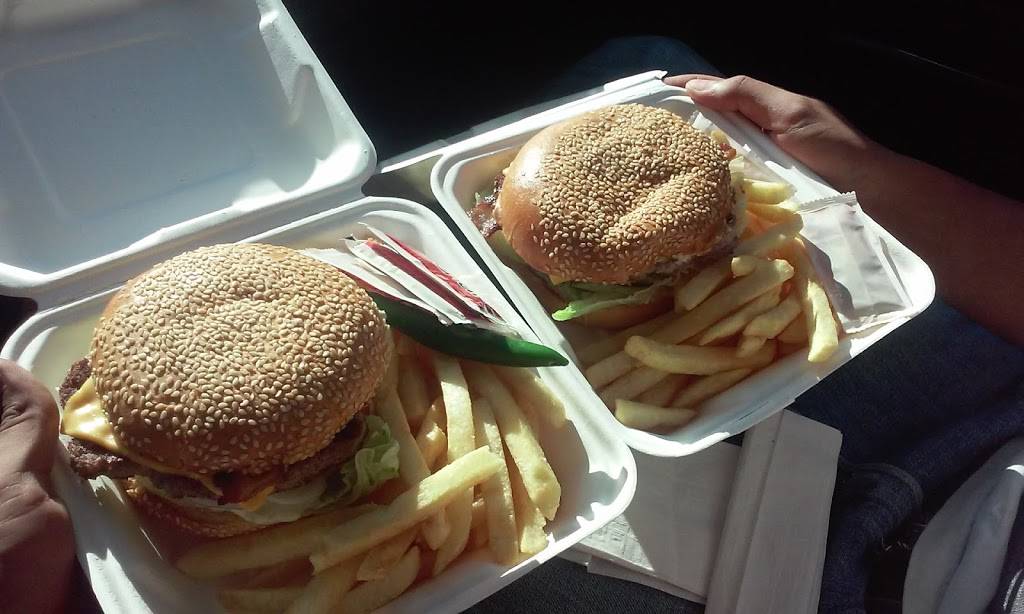 Portola Cafe Deli Pizza Burgers | cafe | 3 Portola Rd, Portola Valley, CA 94028, USA | 6508511467 OR +1 650-851-1467