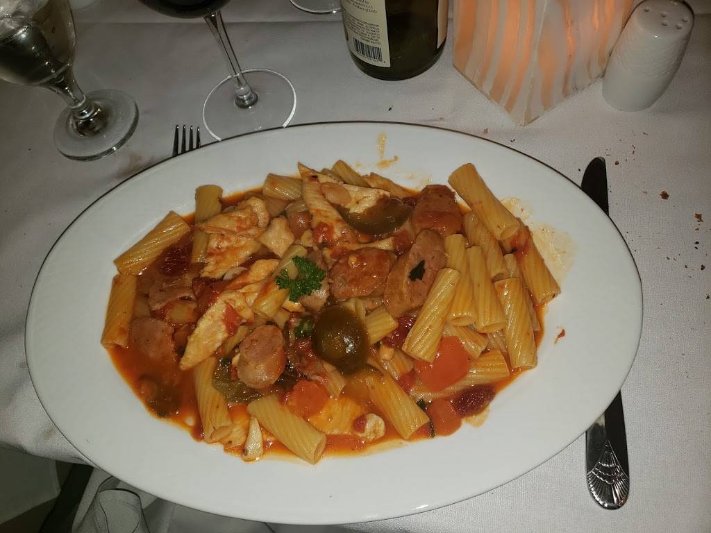 Stella D’oro | restaurant | 109 College St, Middletown, CT 06457, USA | 8607887089 OR +1 860-788-7089