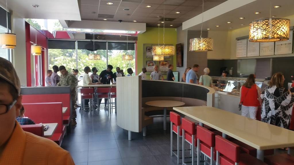 Panda Express | meal takeaway | 5260 Forest Dr, Columbia, SC 29206, USA | 8037906688 OR +1 803-790-6688