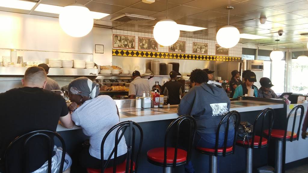 Waffle House | meal takeaway | 11240 Westheimer Rd, Houston, TX 77042, USA | 7132664104 OR +1 713-266-4104
