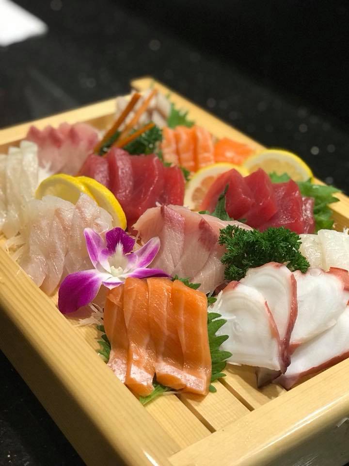 Maru Sushi and Grill | restaurant | 5621 W 135th St #2620, Overland Park, KS 66224, USA | 9132585879 OR +1 913-258-5879