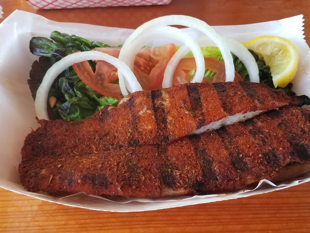 Low Key Tiki | restaurant | 3135 Stringfellow Rd, St James City, FL 33956, USA | 2392828454 OR +1 239-282-8454