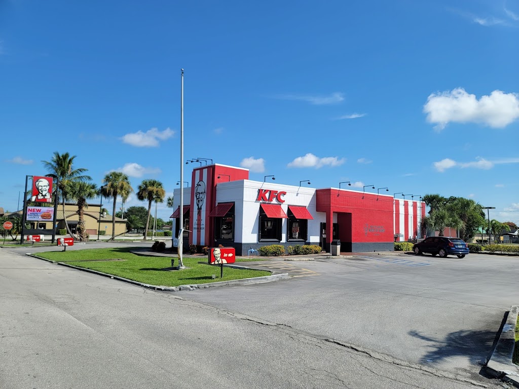 KFC | restaurant | 959 S Main St, Belle Glade, FL 33430, USA | 5619967783 OR +1 561-996-7783