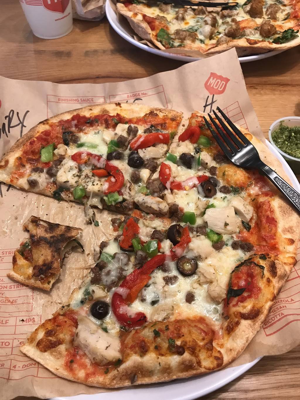 MOD Pizza | restaurant | 9540 S Western Ave, Evergreen Park, IL 60805, USA | 8722163890 OR +1 872-216-3890