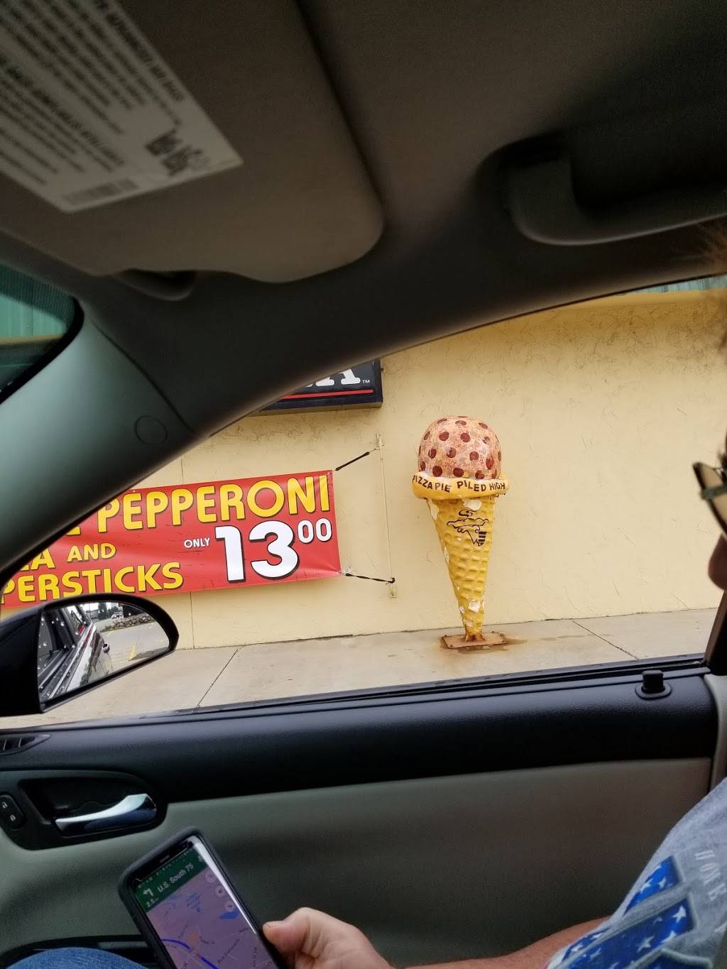 Godfathers Pizza | meal delivery | 625 Hawkeye Ave SW, Le Mars, IA 51031, USA | 7125464159 OR +1 712-546-4159