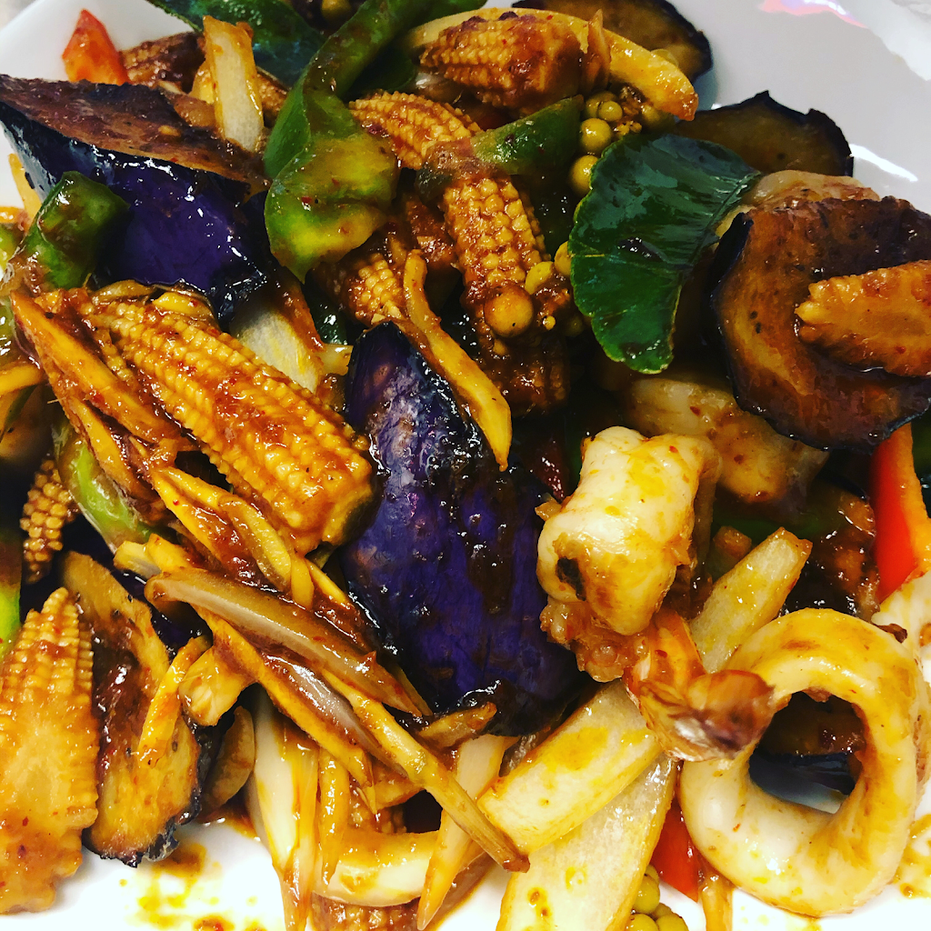 Bangkok Thai Bistro | restaurant | 1130 Royvonne Ave SE # 105, Salem, OR 97302, USA | 5033397383 OR +1 503-339-7383