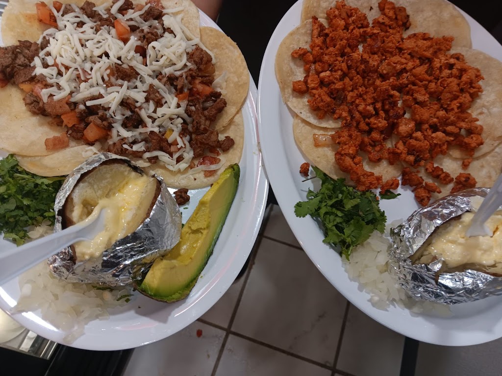 Aqui Los Tacos | restaurant | 6919 Doniphan Dr Suite 1, Canutillo, TX 79835, USA | 9156424302 OR +1 915-642-4302