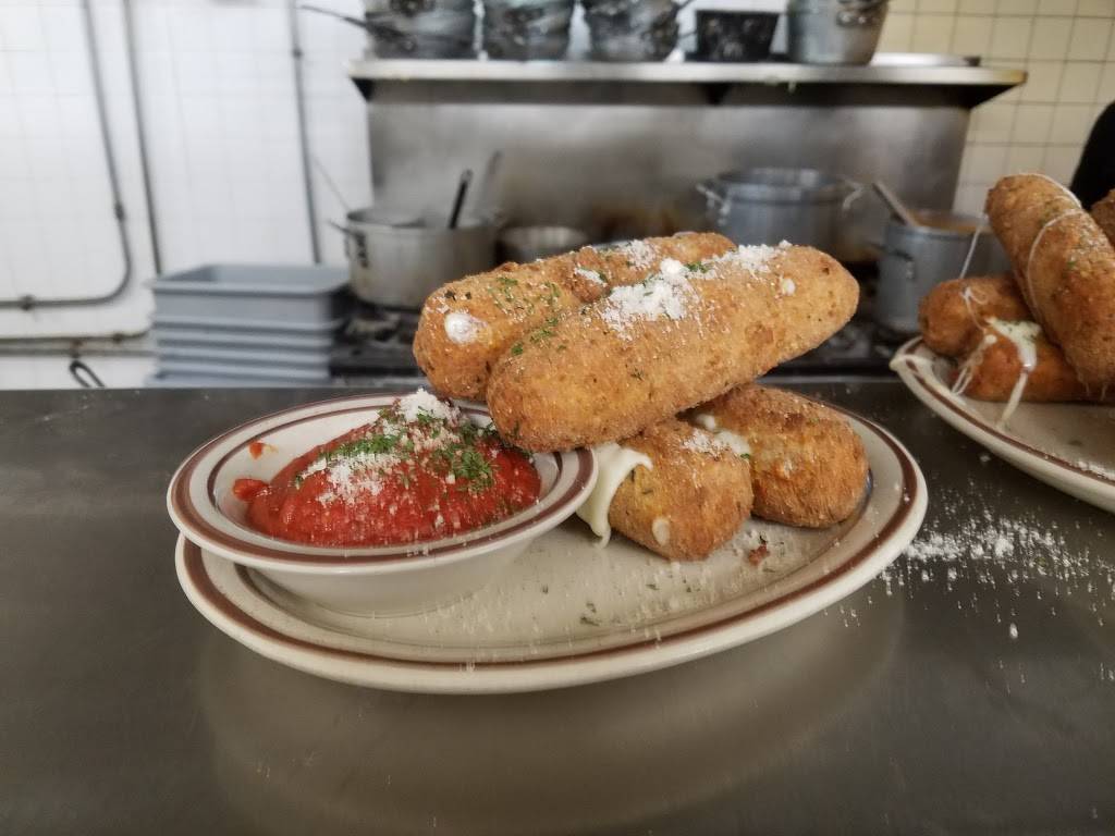 Concettas Italian Restaurant | restaurant | 600 S 5th St, St Charles, MO 63301, USA | 6369462468 OR +1 636-946-2468