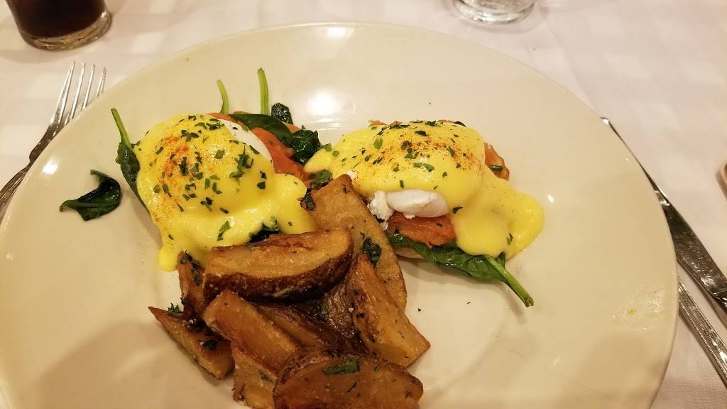 Maggianos Little Italy | restaurant | 5333 Wisconsin Ave NW, Washington, DC 20015, USA | 2029665500 OR +1 202-966-5500