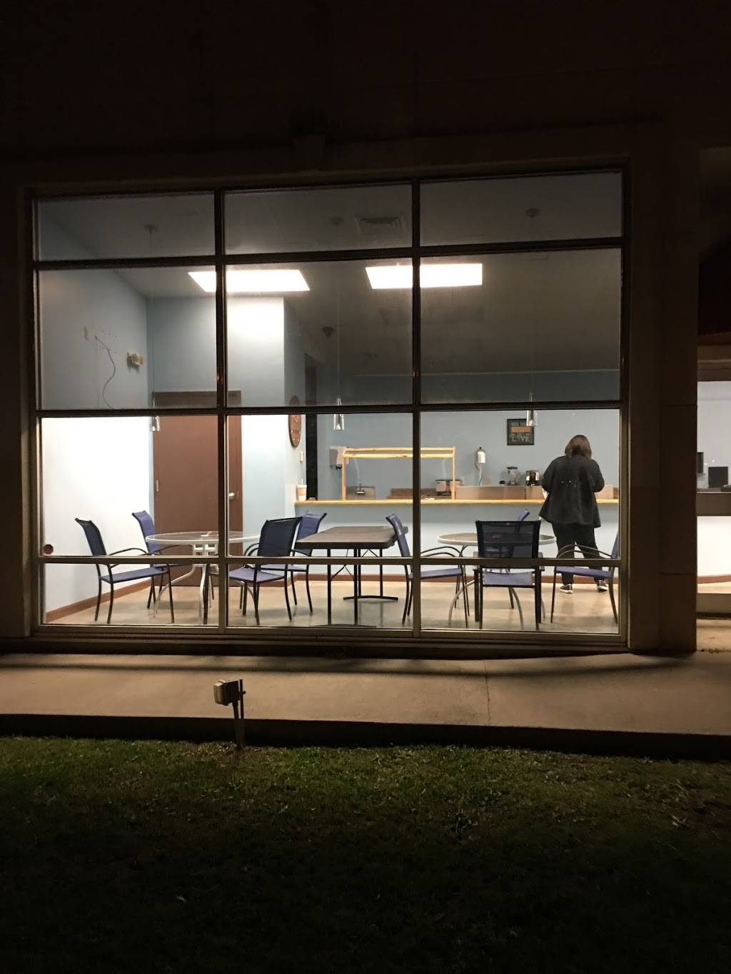 LUMBERJACKS SOUL FOOD AND MORE | restaurant | 4016 Moss St, Lafayette, LA 70507, USA | 3375340545 OR +1 337-534-0545