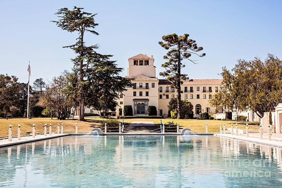 El Prado, Club Del Monte | restaurant | 1 University Circle, Monterey, CA 93943, USA | 8316566456 OR +1 831-656-6456