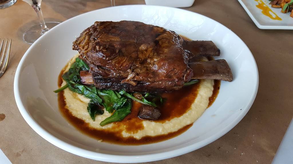 Carmines Italian Ristorante | restaurant | 72 N Water St, New Bedford, MA 02740, USA | 5089995555 OR +1 508-999-5555