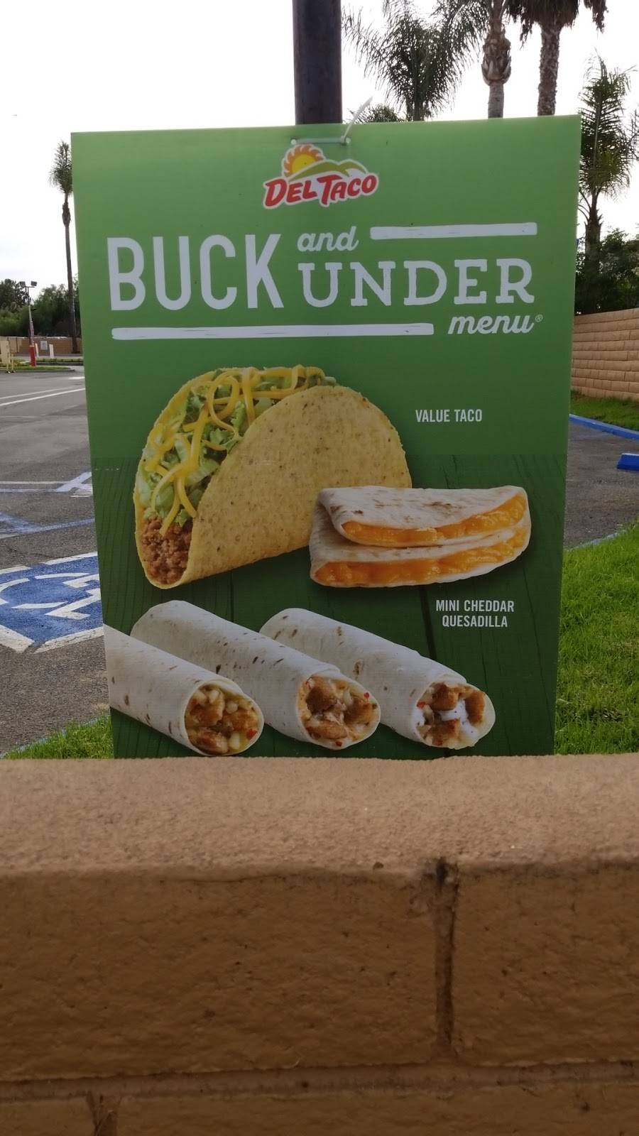 Del Taco | meal takeaway | 2112 SE Bristol St, Newport Beach, CA 92660, USA | 9498521180 OR +1 949-852-1180