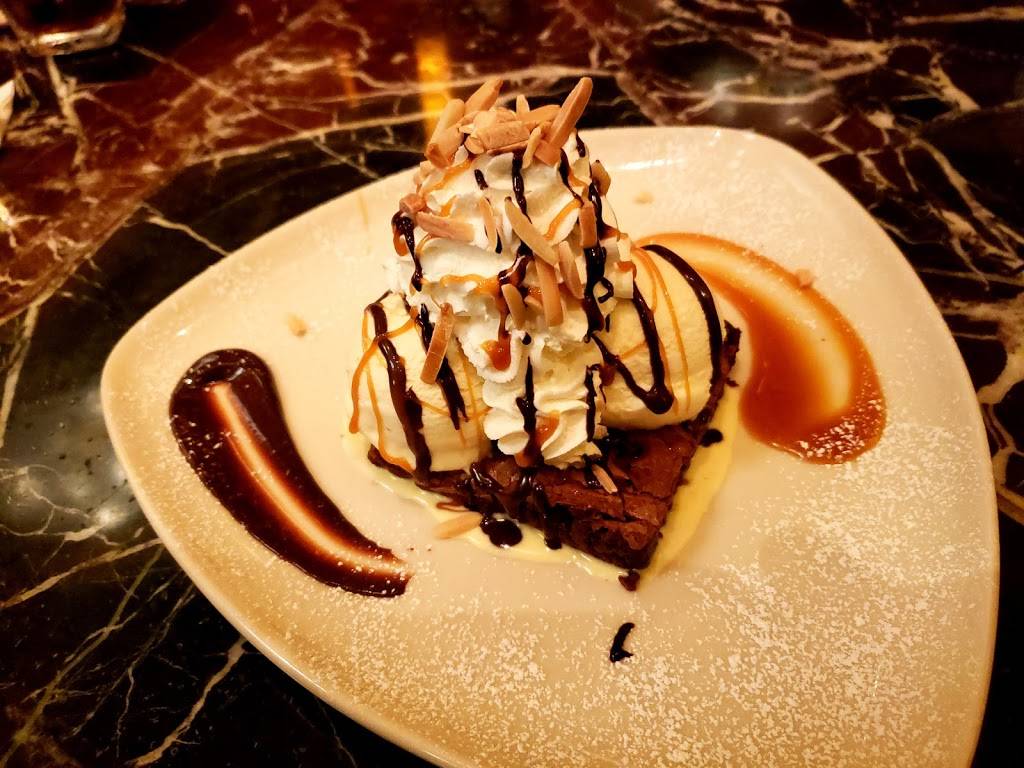 Grand Lux Cafe | restaurant | 6000 Glades Rd Ste 1016, Boca Raton, FL 33431, USA | 5613922141 OR +1 561-392-2141