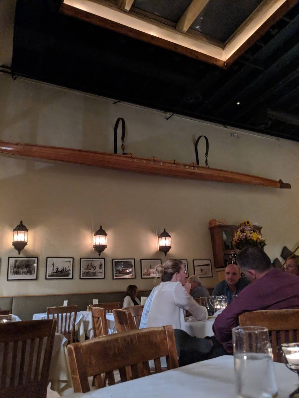 Divino | restaurant | 11714 Barrington Ct, Los Angeles, CA 90049, USA | 3104720886 OR +1 310-472-0886