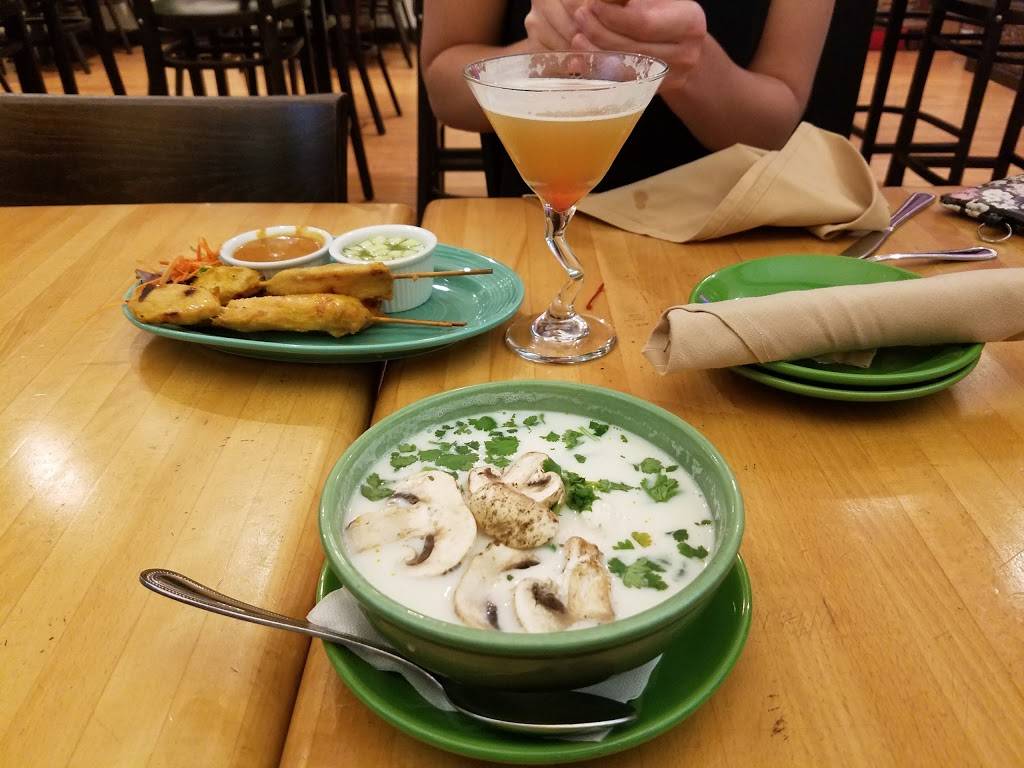 Lemongrass Too | restaurant | 2625 A Housley Rd, Annapolis, MD 21401, USA | 4102248424 OR +1 410-224-8424