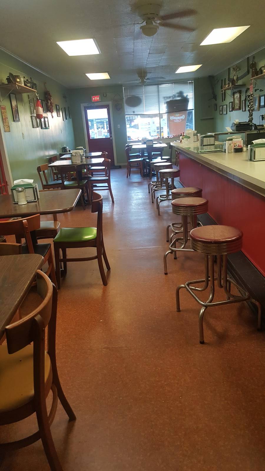 Krazy Cajun Cafe | restaurant | 411 6th St, Mamou, LA 70554, USA | 3374682552 OR +1 337-468-2552