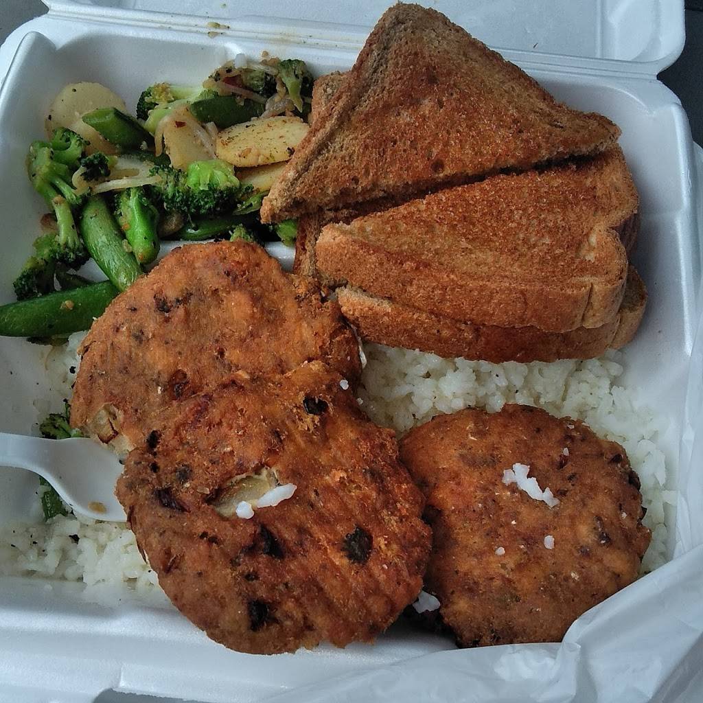 Hashbrowns Cafe | restaurant | 19458 Conant St, Detroit, MI 48234, USA | 3133660433 OR +1 313-366-0433