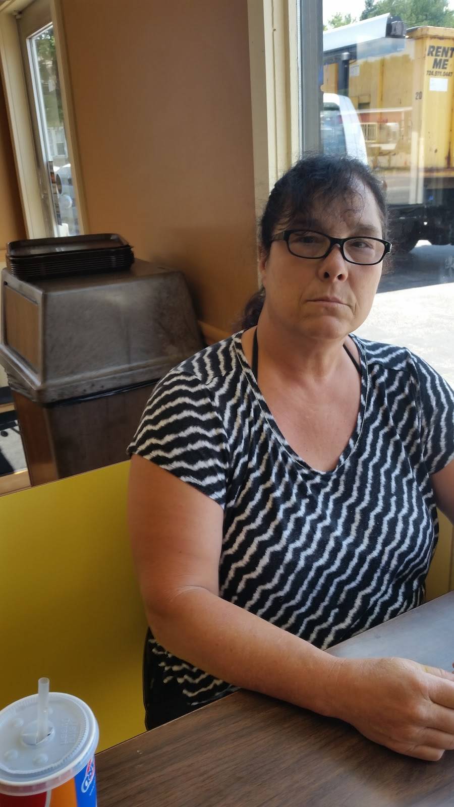 Dairy Queen | restaurant | 3498 Sharon Rd, West Middlesex, PA 16159, USA | 7245283510 OR +1 724-528-3510