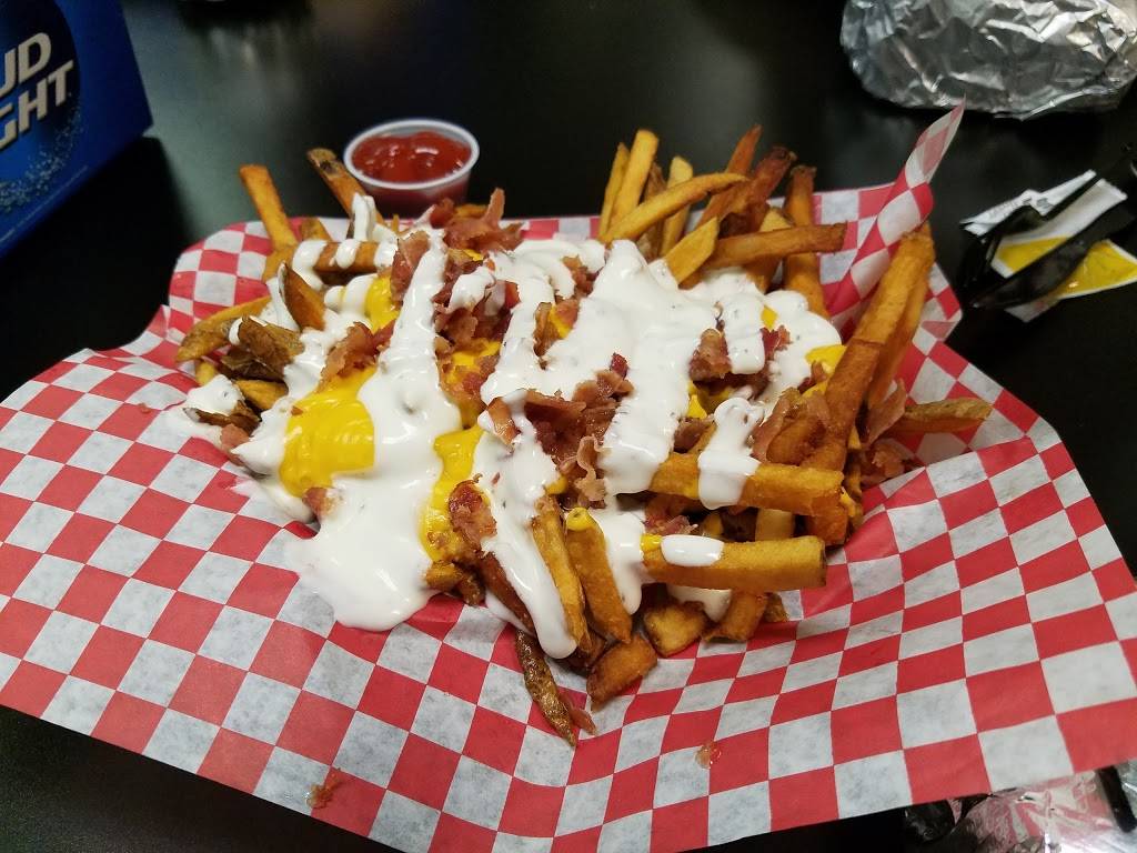 Mad Mikes Burgers & Fries | restaurant | 194 N Brookwood Ave, Hamilton, OH 45013, USA | 5138446453 OR +1 513-844-6453