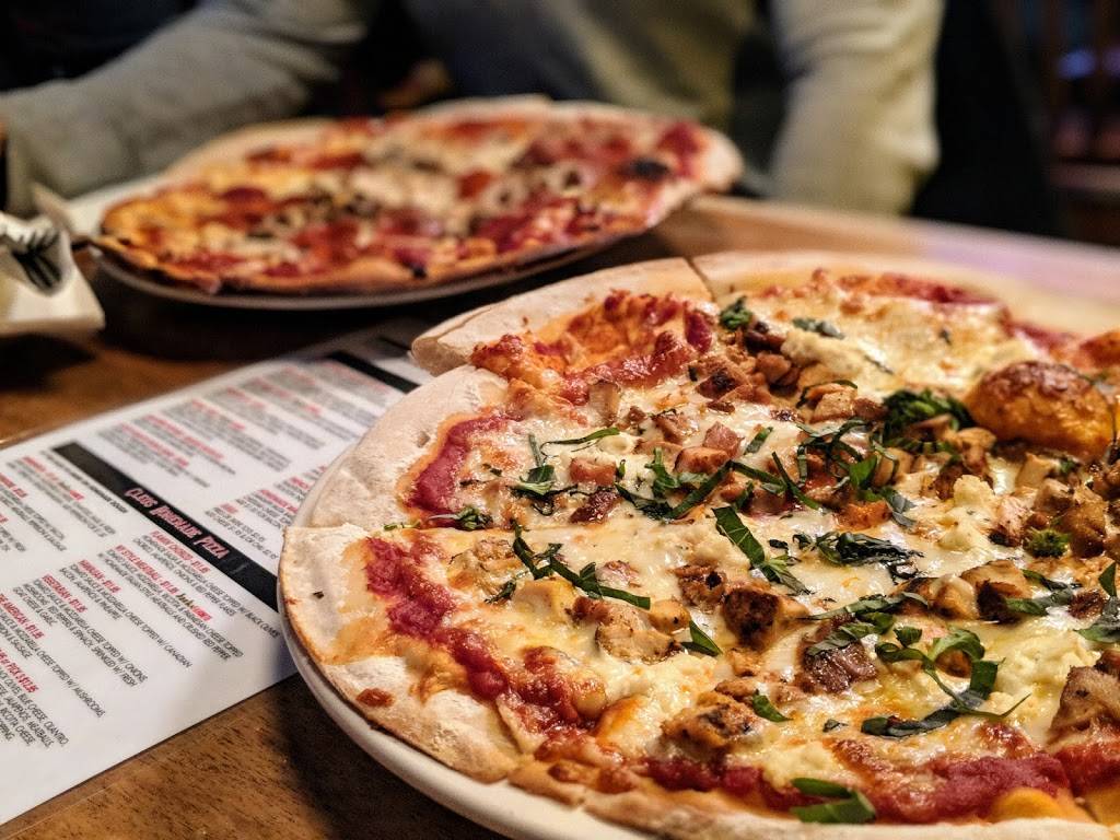 Jack & Gingers | restaurant | 2048 W Armitage Ave, Chicago, IL 60647, USA | 7732276700 OR +1 773-227-6700