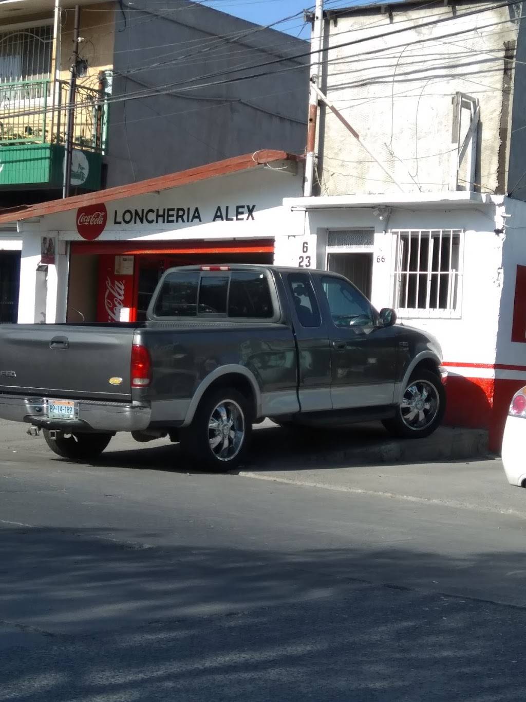 LONCHERIA "ALEX" | restaurant | Josefina Rendón Parra 306A, Nueva Tijuana, 22435 Tijuana, B.C., Mexico | 016646236853 OR +52 664 623 6853