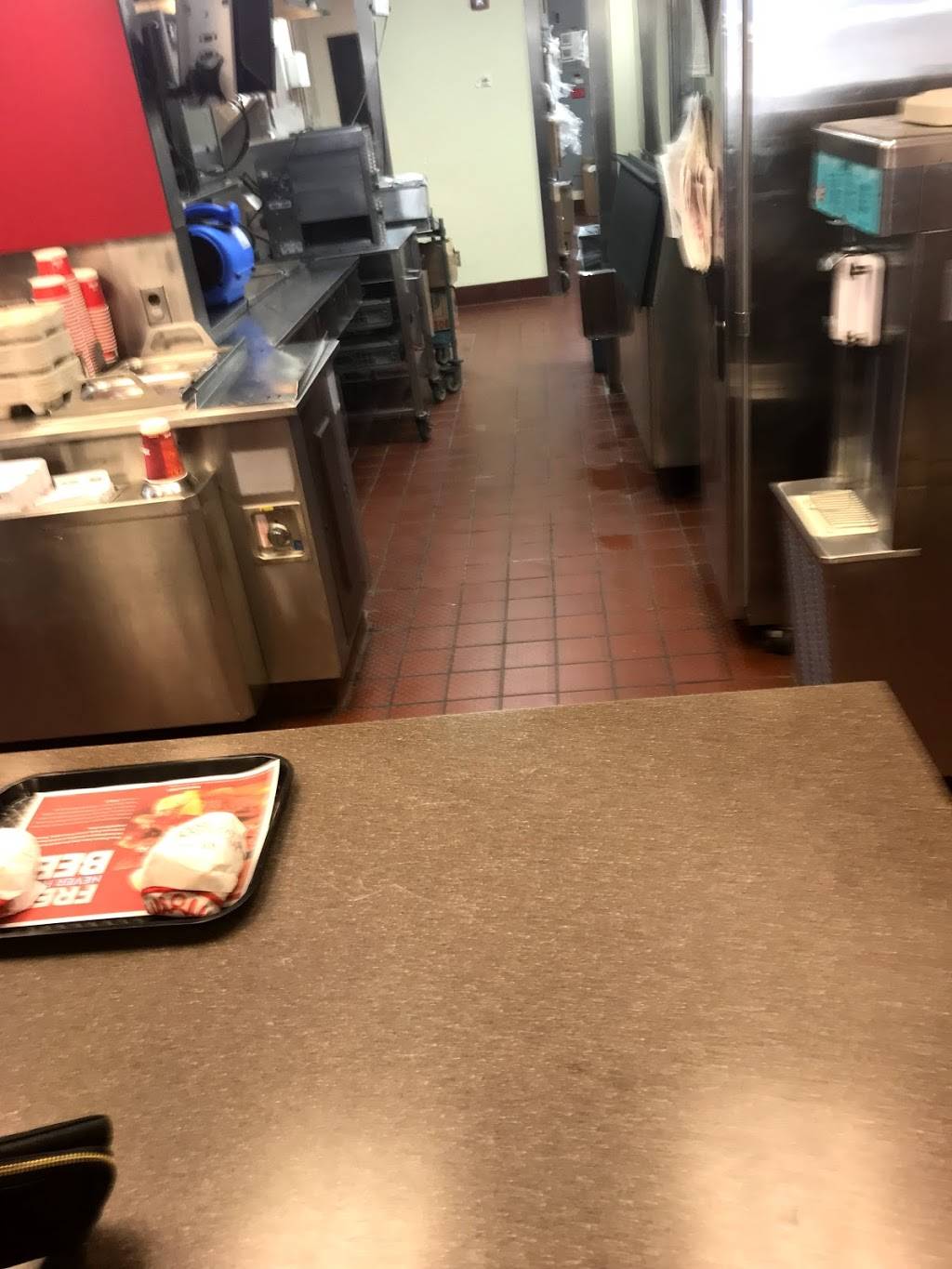 Wendys | restaurant | 3521 Edgemont Avenue, Brookhaven, PA 19015, USA | 6108727340 OR +1 610-872-7340