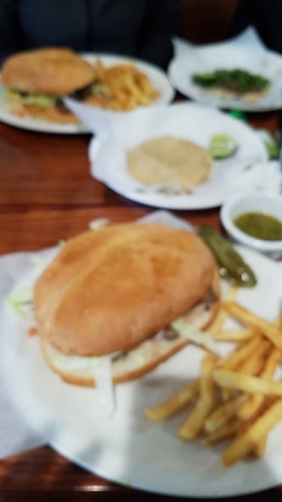 Tienda El Maguey Mexican Restaurant | restaurant | 8406 Collinsville Rd, Collinsville, IL 62234, USA | 6183449763 OR +1 618-344-9763