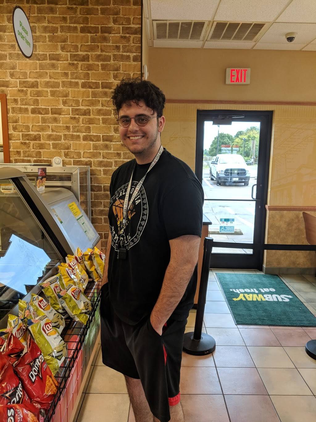 Subway | restaurant | 701 Sango Rd, Clarksville, TN 37043, USA | 9313584274 OR +1 931-358-4274