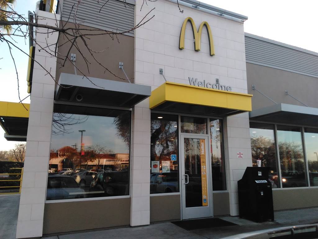 McDonalds | cafe | 2415 W Hammer Ln, Stockton, CA 95209, USA | 2099540502 OR +1 209-954-0502