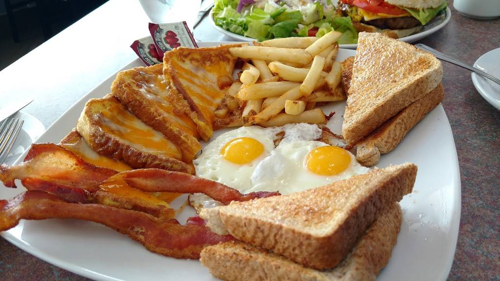 The Quarry Cafe | restaurant | 2560 Gerrard St E, Scarborough, ON M1N 1W8, Canada | 4166902098 OR +1 416-690-2098