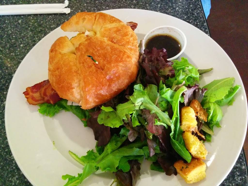 The Trails Eatery | restaurant | 7389 Jackson Dr, San Diego, CA 92119, USA | 6196672233 OR +1 619-667-2233